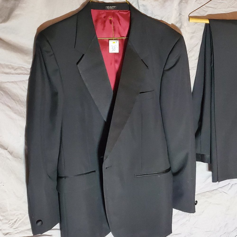 Francesco Maiolo Tuxedo Jacket and Pants (38S)